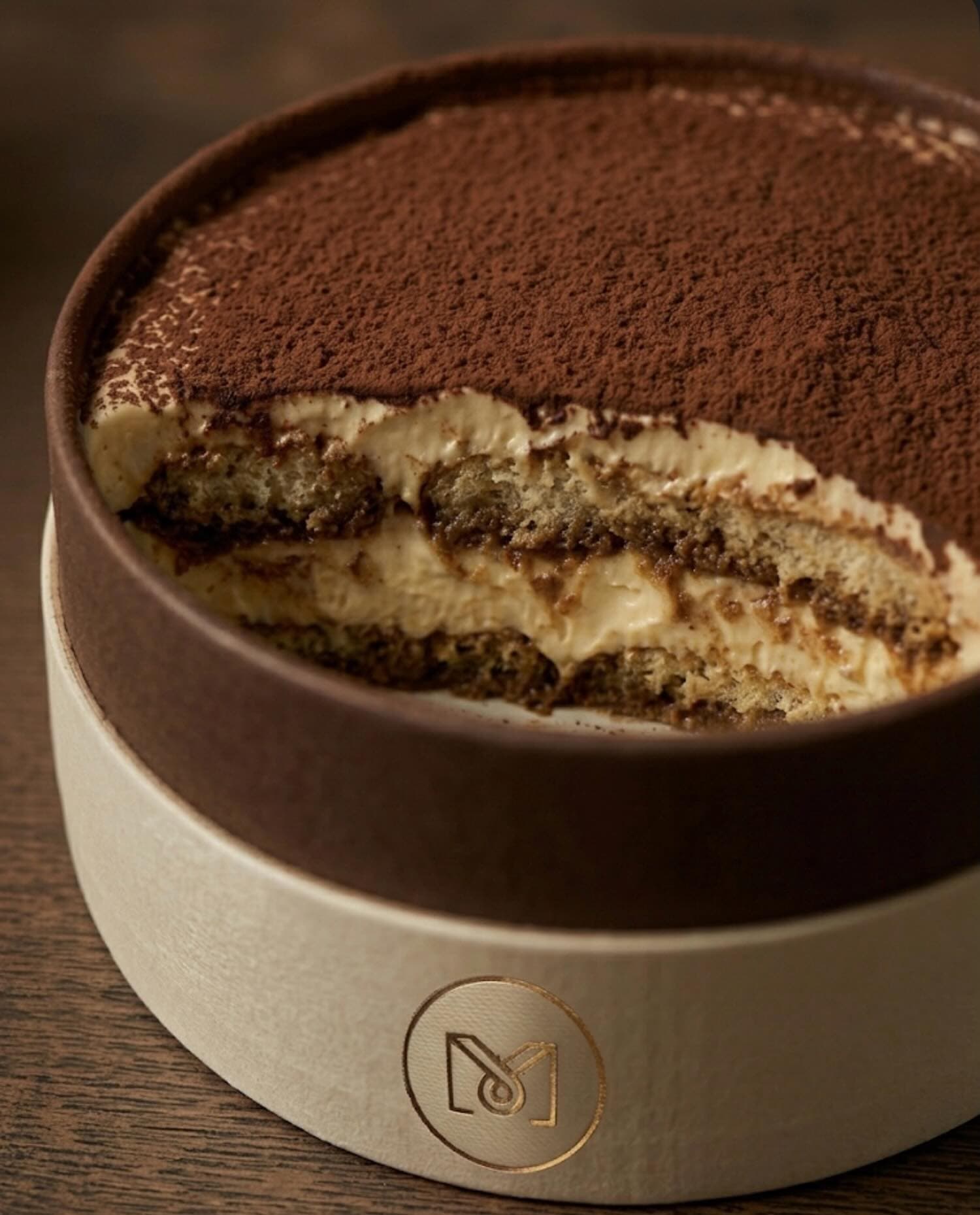 Front view of the mamasū packaging